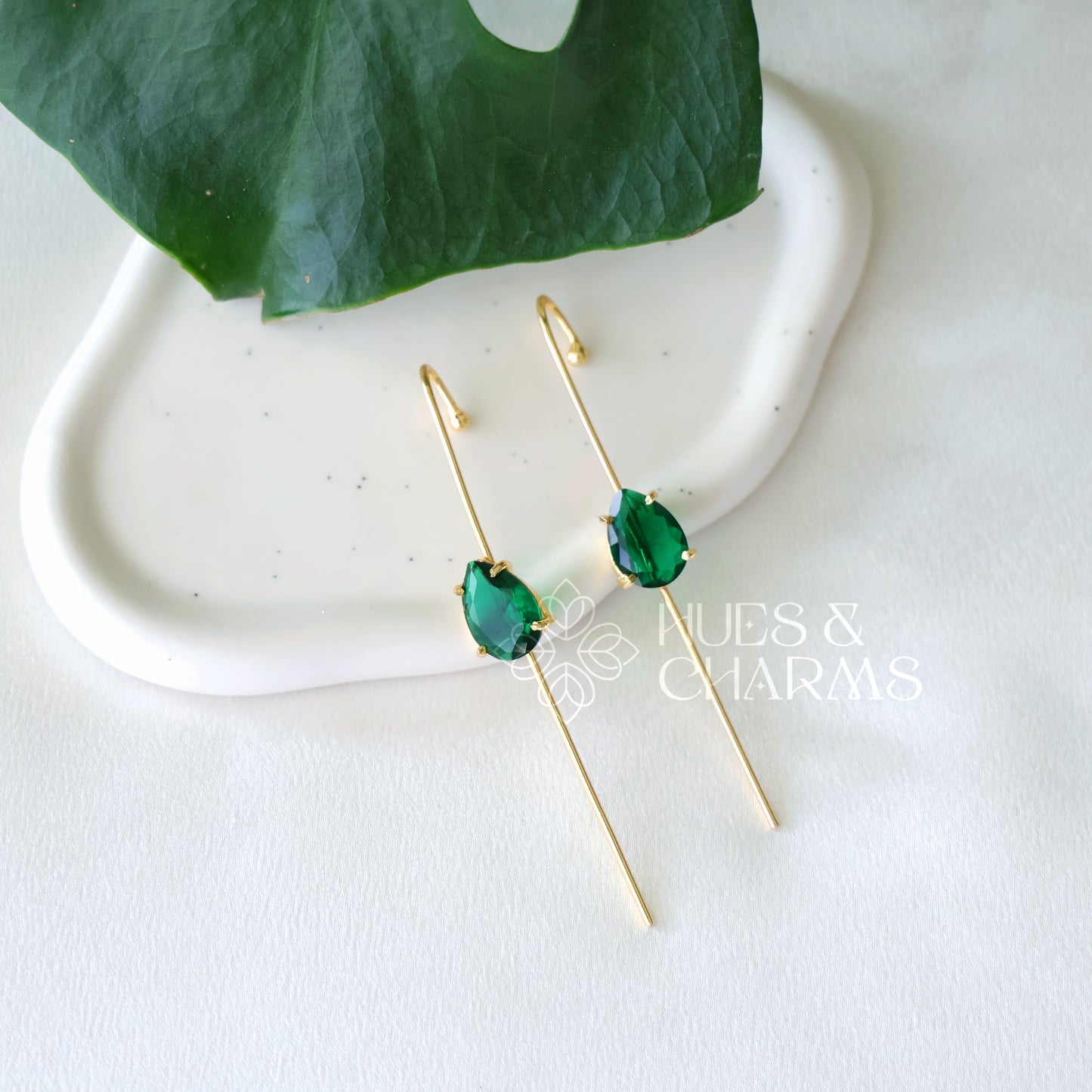 GOLDEN GLOSSY DROP SHAPE EAR CUFF