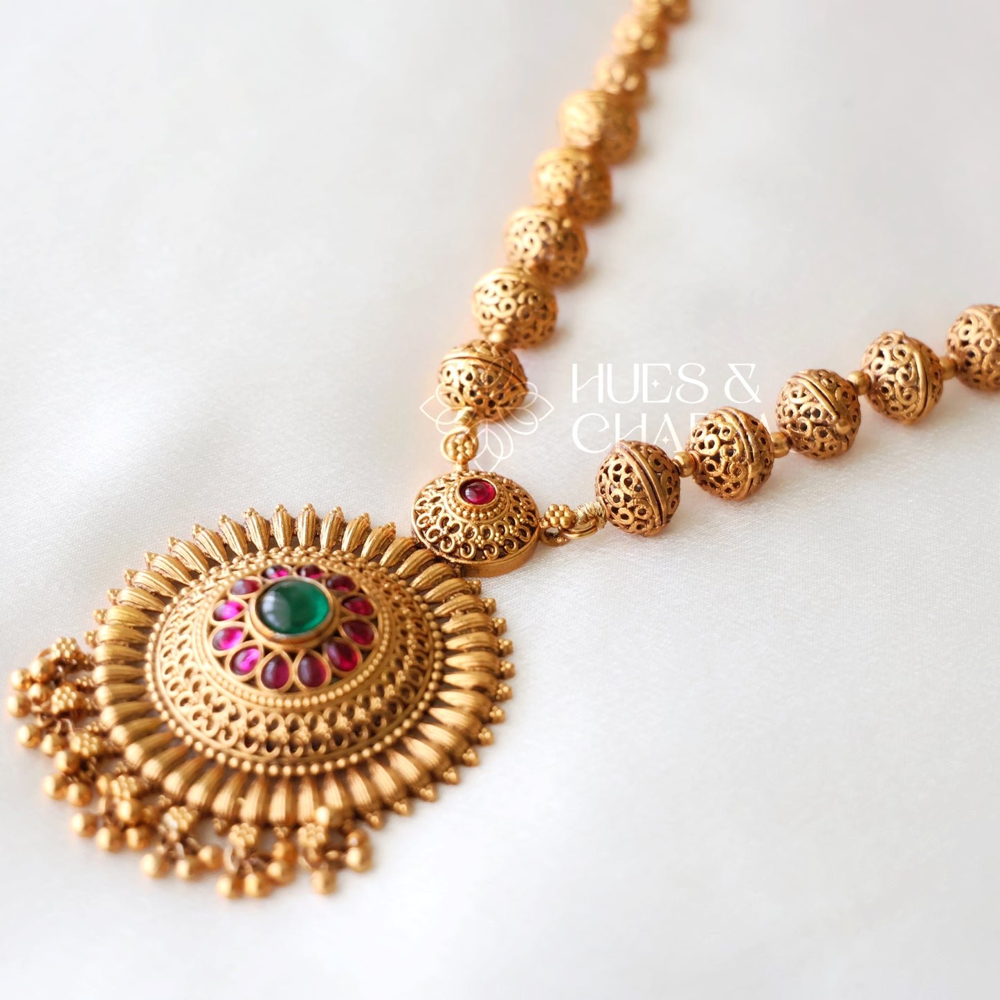 GOLDEN HERITAGE CHAKRA HARAM SET