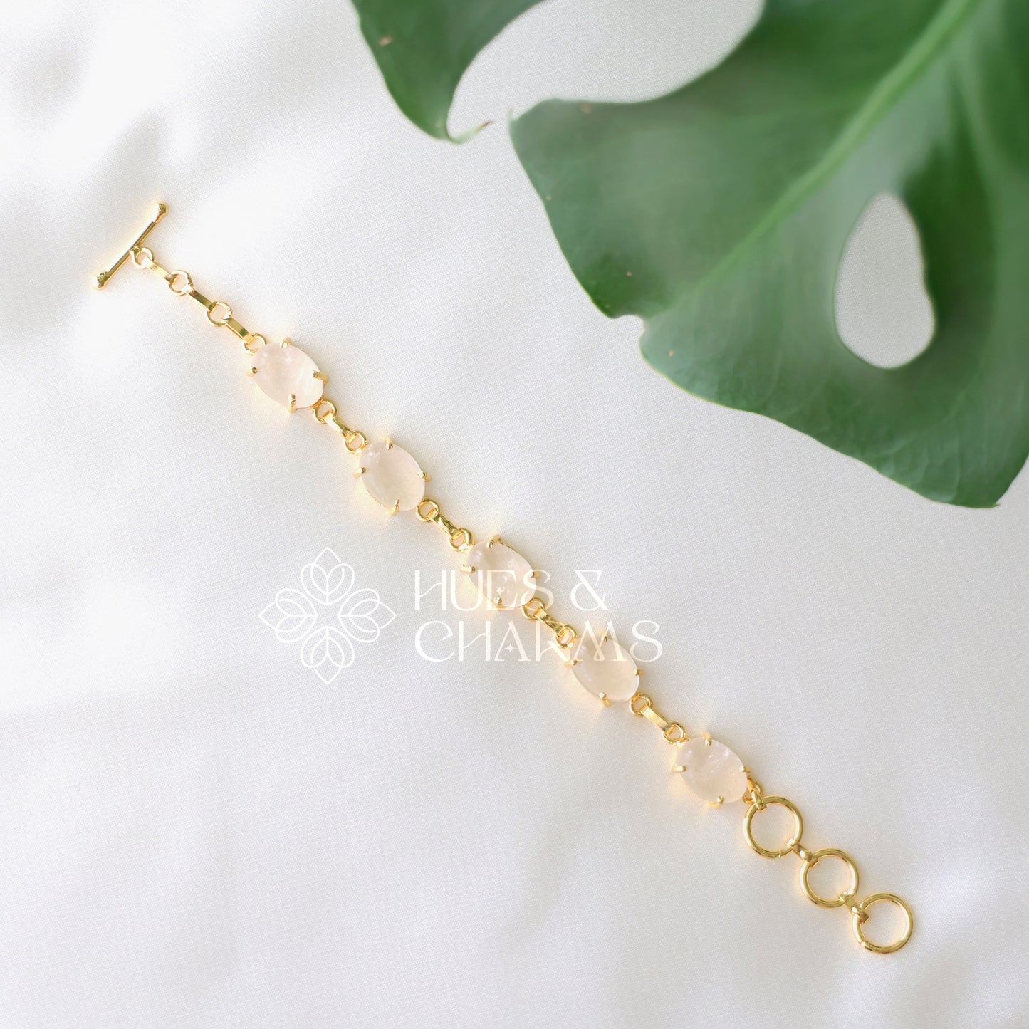 GOLDEN OVAL SHAPE STONE ADJUSTABLE BRACELET (COLOURS AVAILABLE)