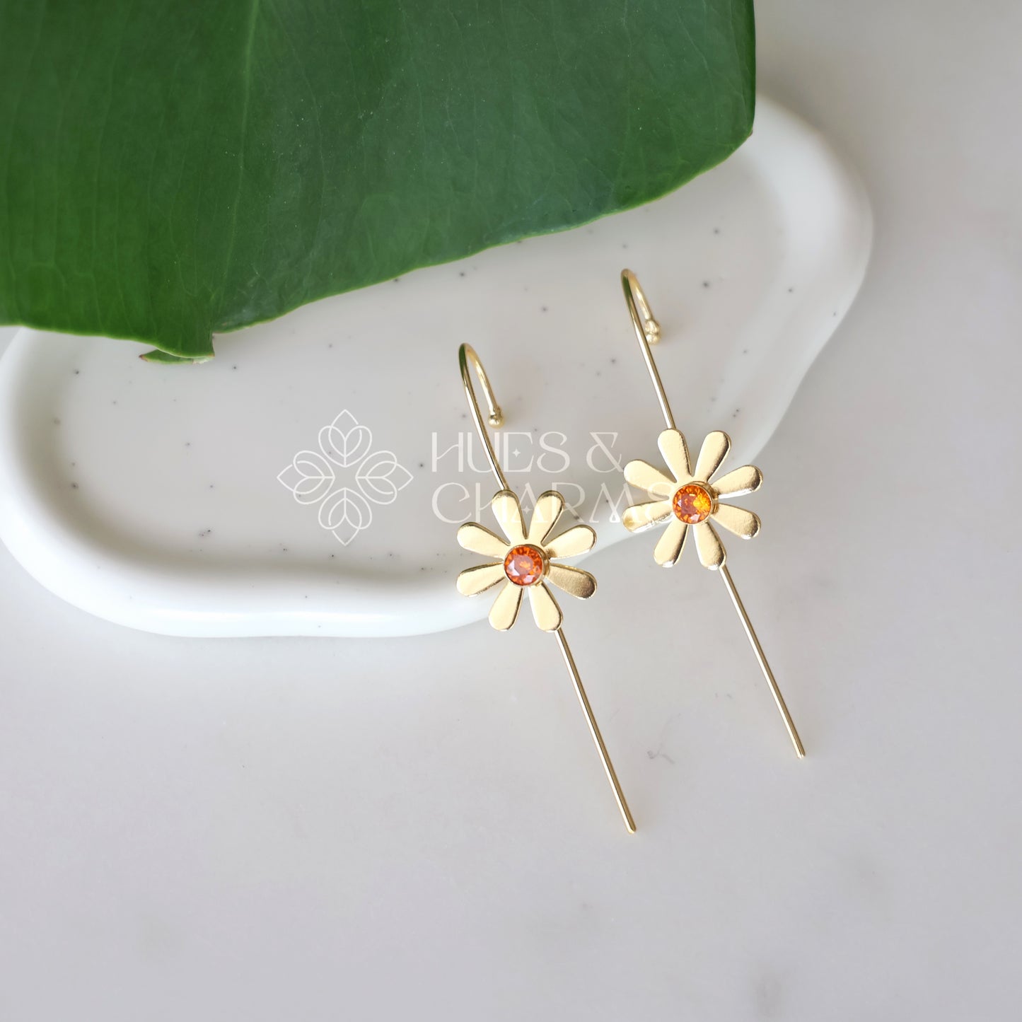 GOLDEN DAISY FLOWER AD EAR CUFF (COLOURS AVAILABLE )