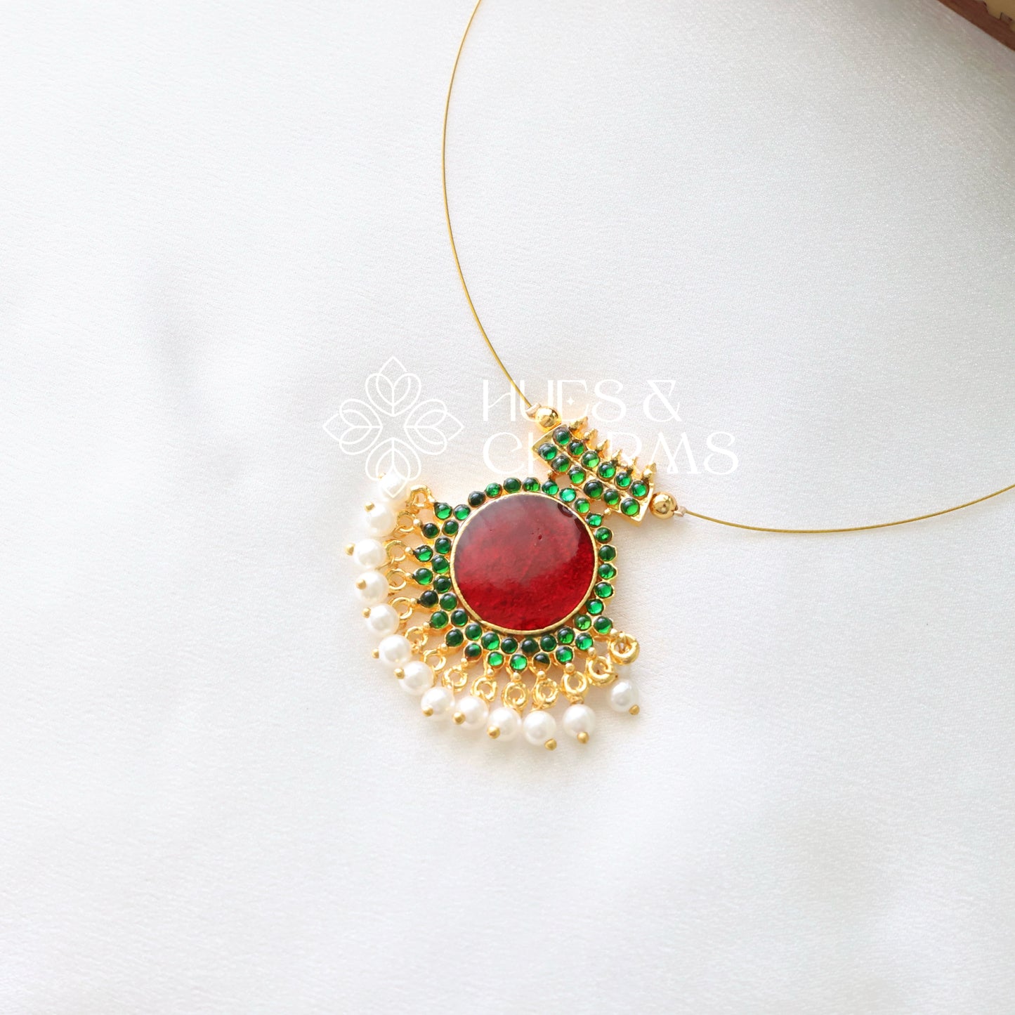 TRADITIONAL PALAKKA FLOATING NECKPIECE - RED
