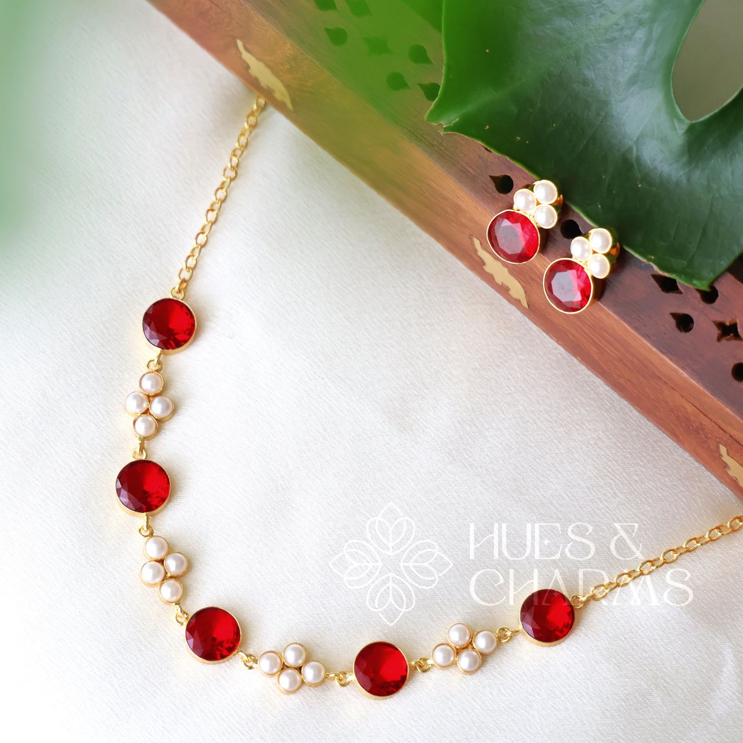 GLOSSY ROUND AURORA NECKLACE SET (COLOURS AVAILABLE)