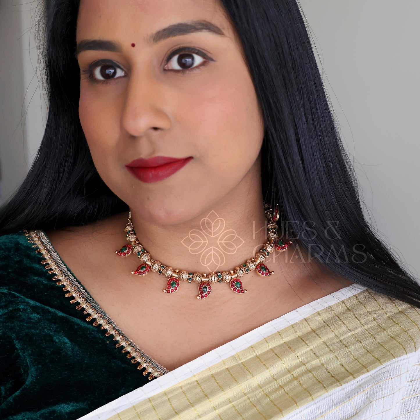 GOLDEN TARANGINI KEMP PALAKKA NECKLACE SET