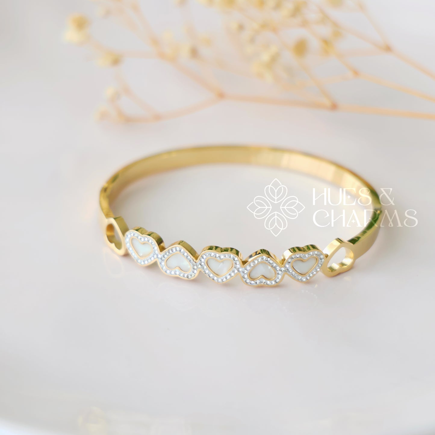 GOLDEN MOP HEART BRACELET