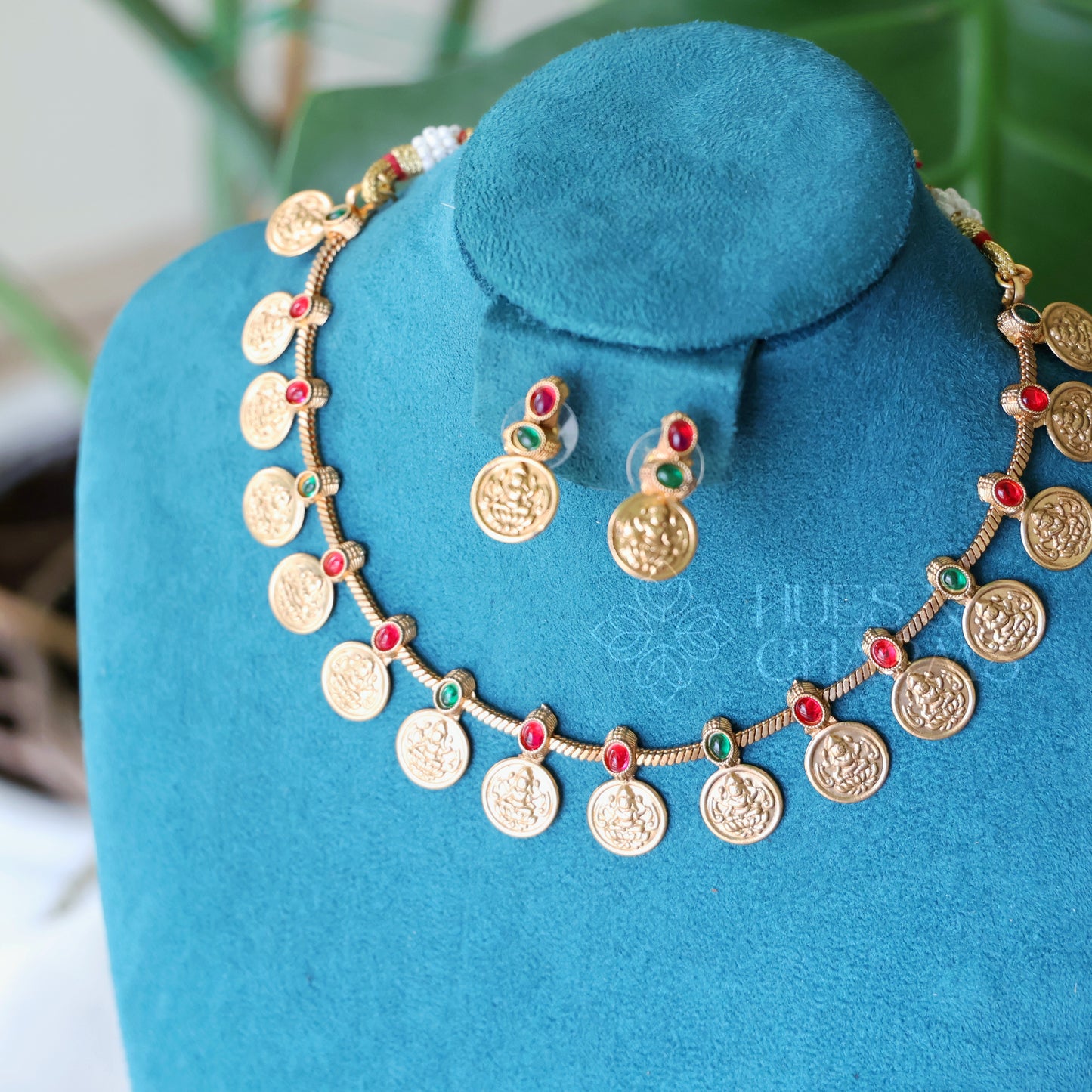 GOLDEN LAKSHMI COIN KEMP NECKLACE SET