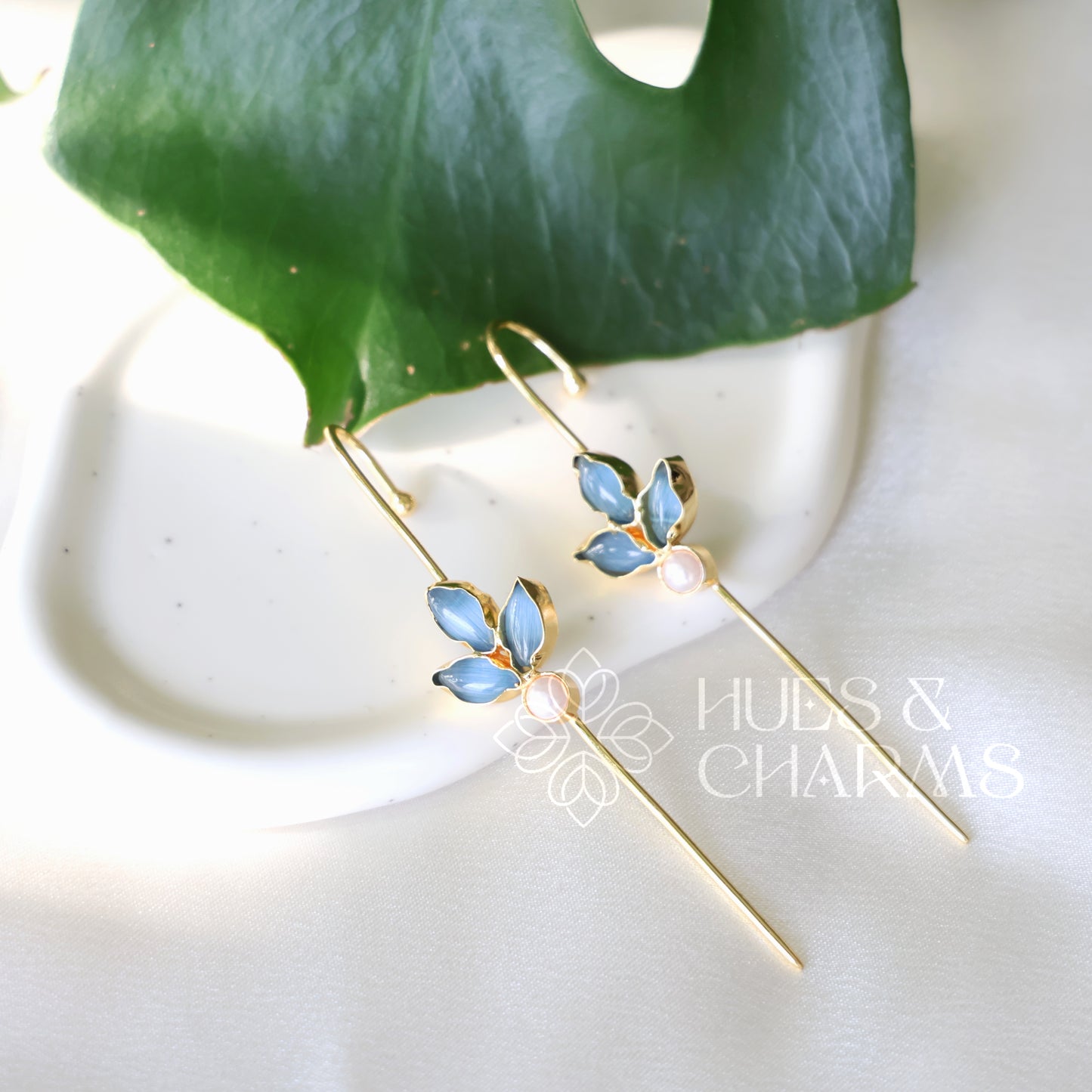 GOLDEN FLORAL EAR CUFF WITH PEARL (COLOURS AVAILABLE)