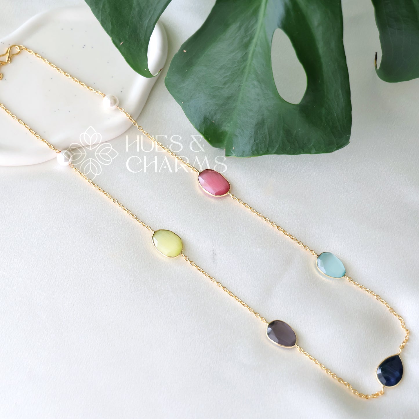 MULTICOLOUR GLOSSY MEDIUM NECKLACE (COLOURS AVAILABLE)