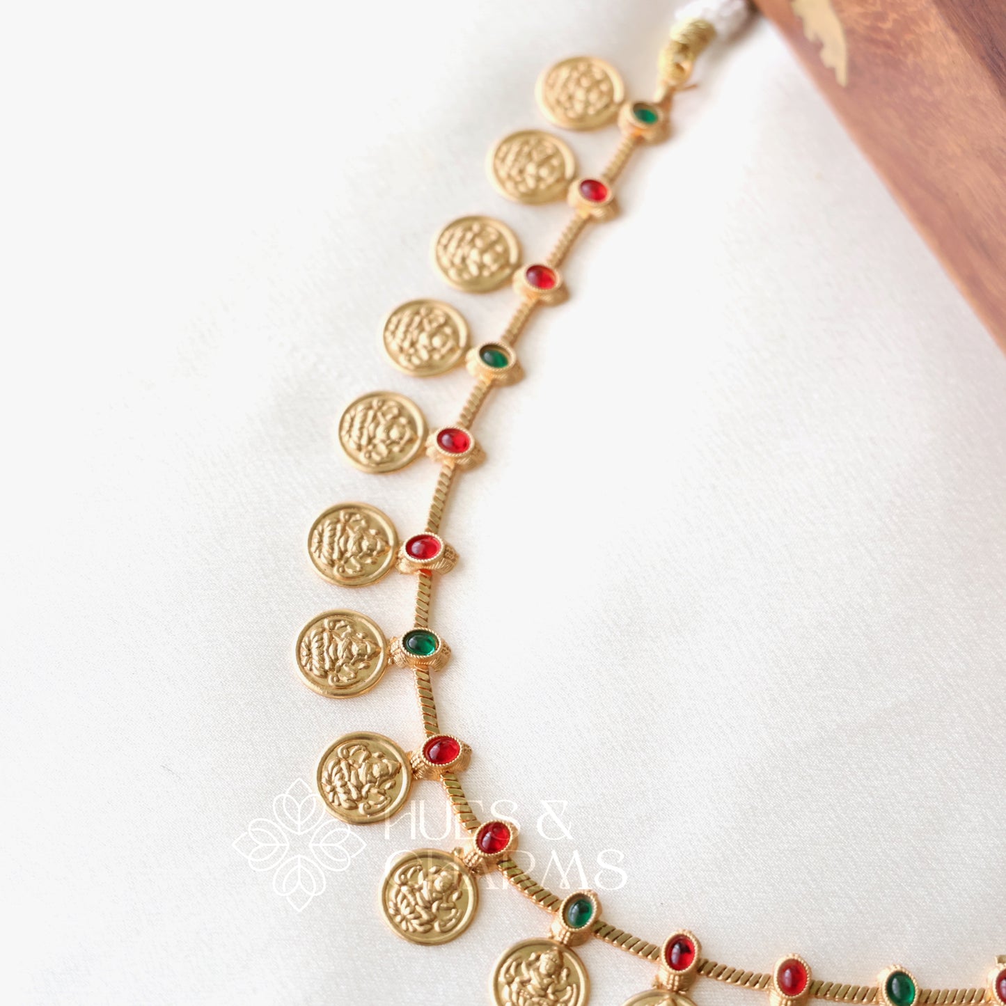 GOLDEN LAKSHMI COIN KEMP NECKLACE SET