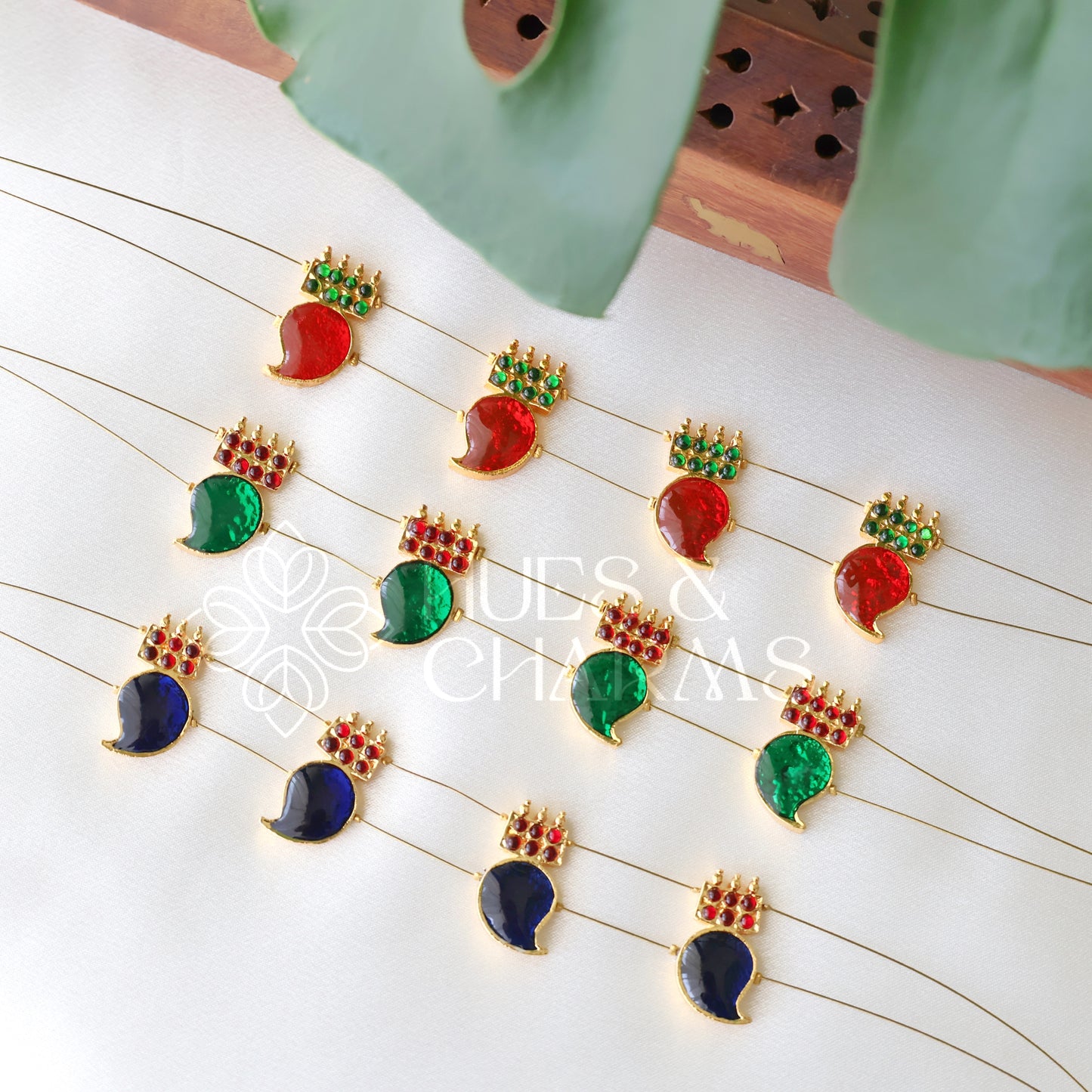 MANGO CHOKER FLOATING NECKPIECE (COLOURS AVAILABLE)