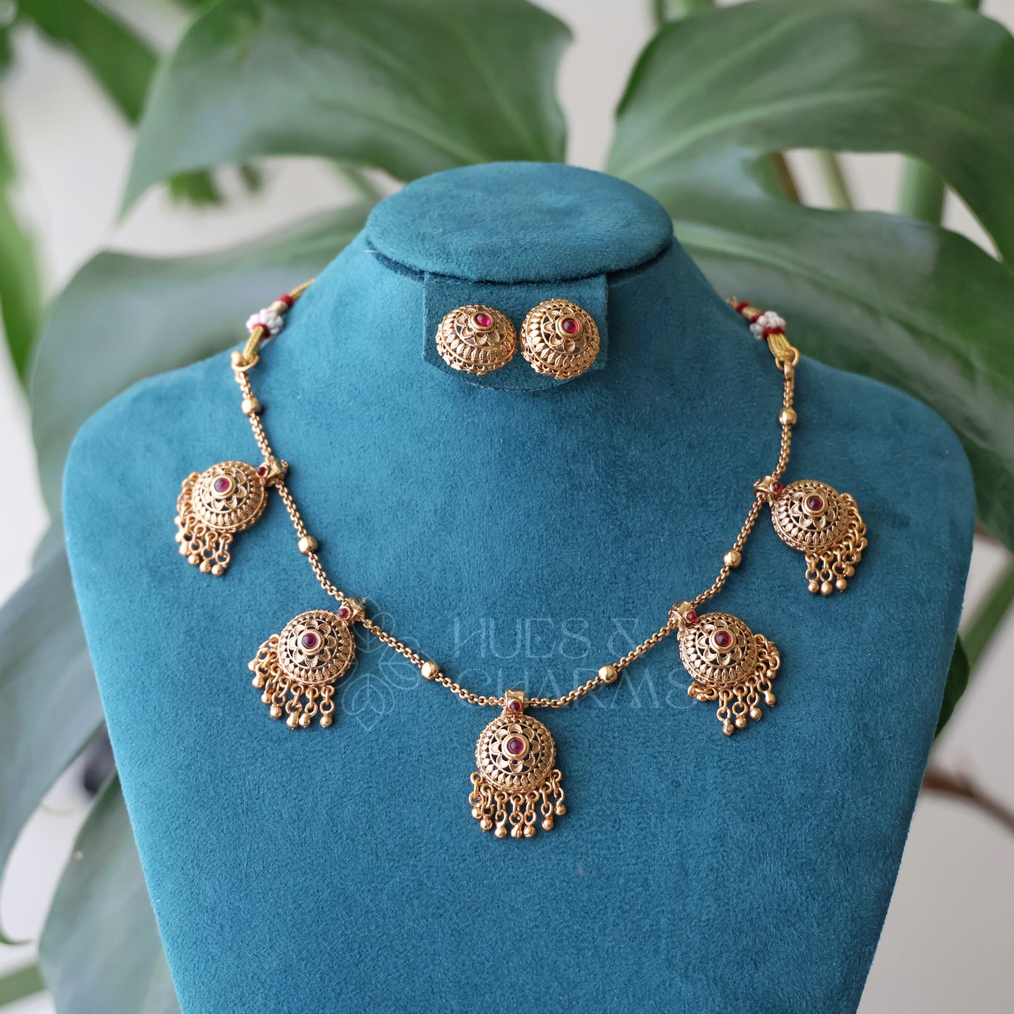 SIMPLE ANTIQUE BALL NECKLACE SET