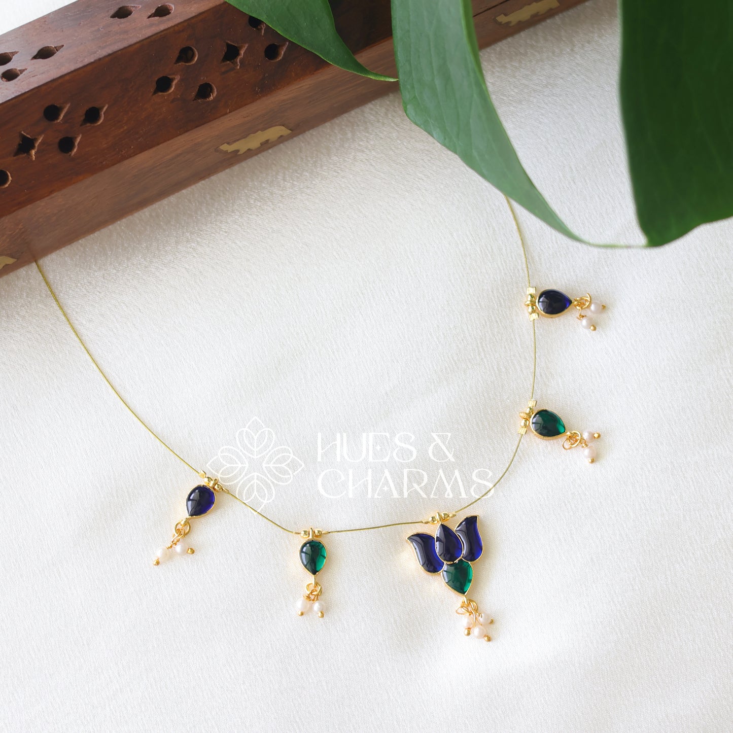 LOTUS FLOATING NECKPIECE - BLUE & GREEN