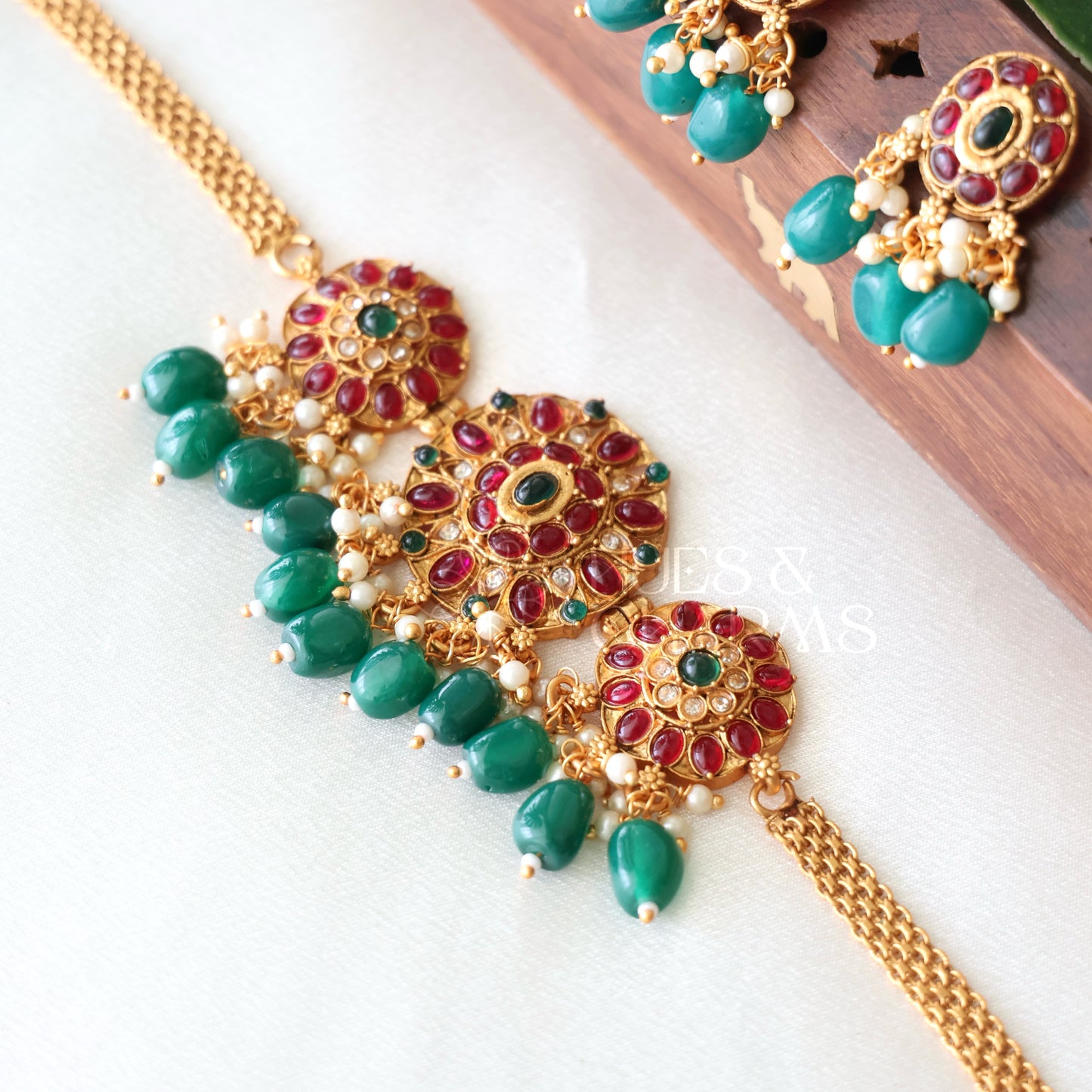 TRADITIONAL MOHINI KEMP CHOKER SET