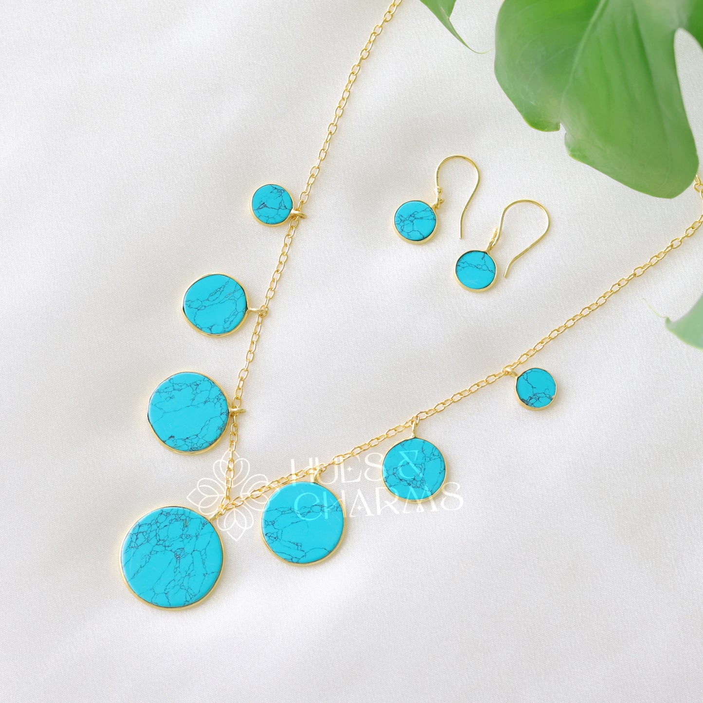 GOLDEN CIRCLE NECKLACE SET