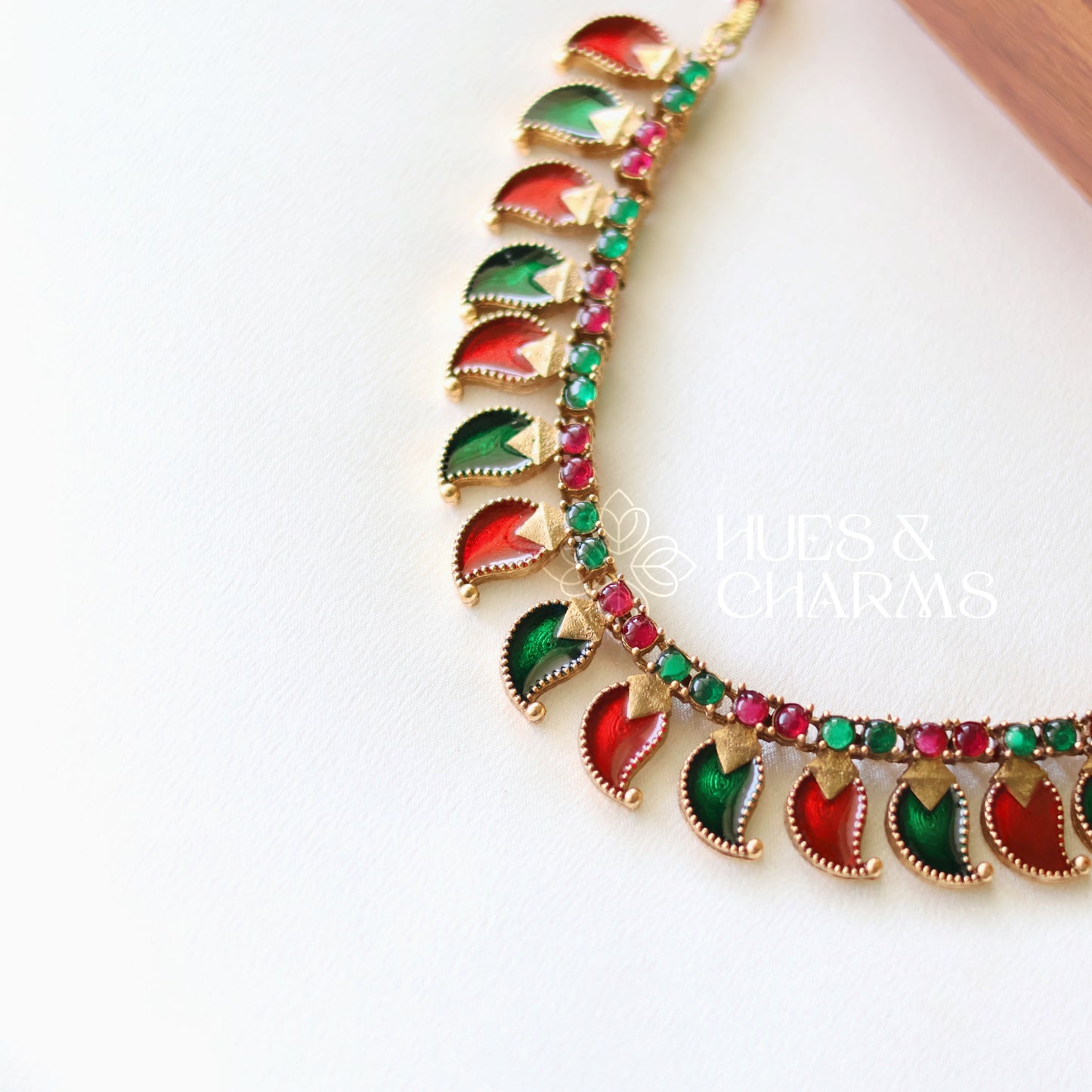 TRADITIONAL RUBY AND GREEN STATEMENT PALAKKA NECKLACE SET