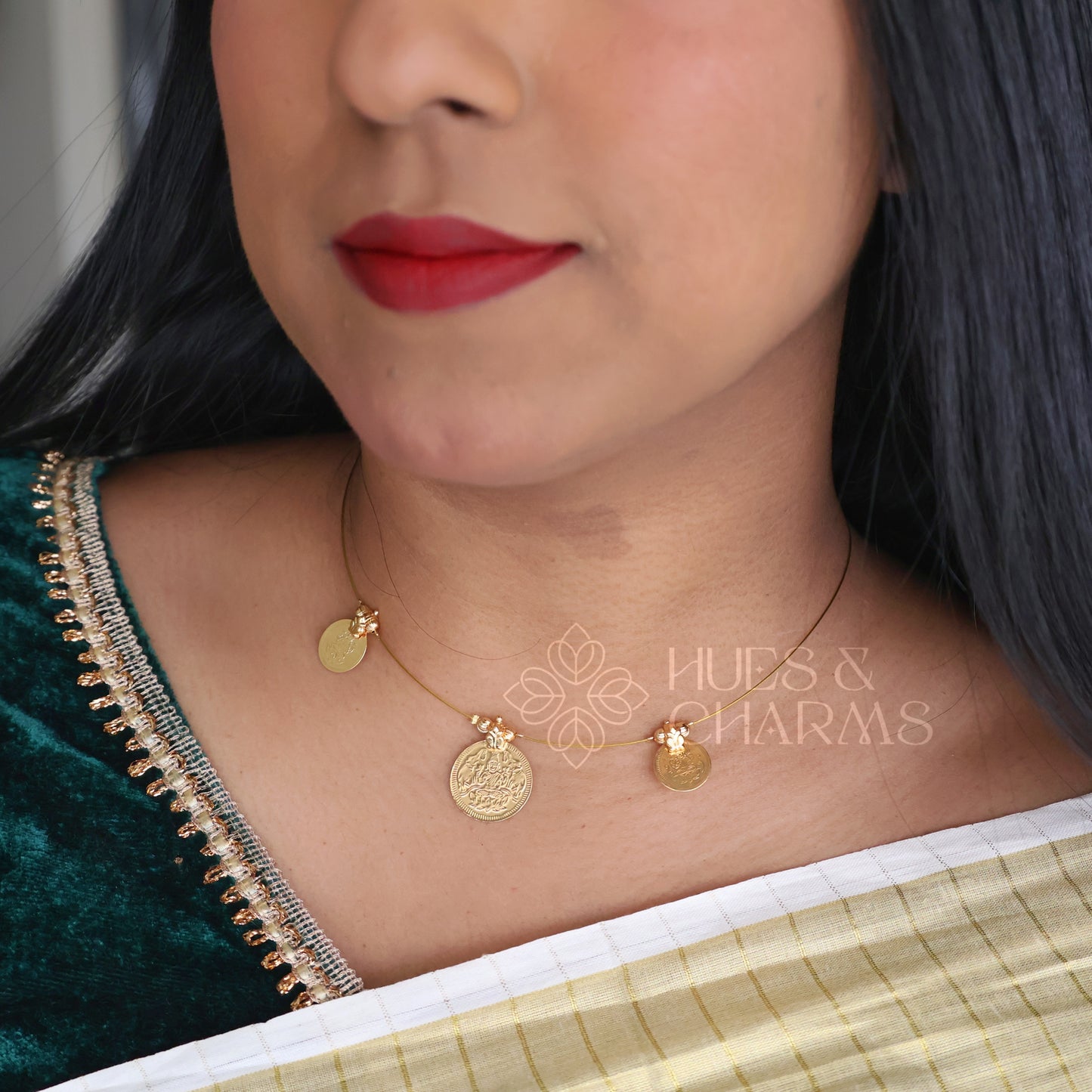 GOLDEN LAKSHMI 3 COIN FLOATING NECKPIECE