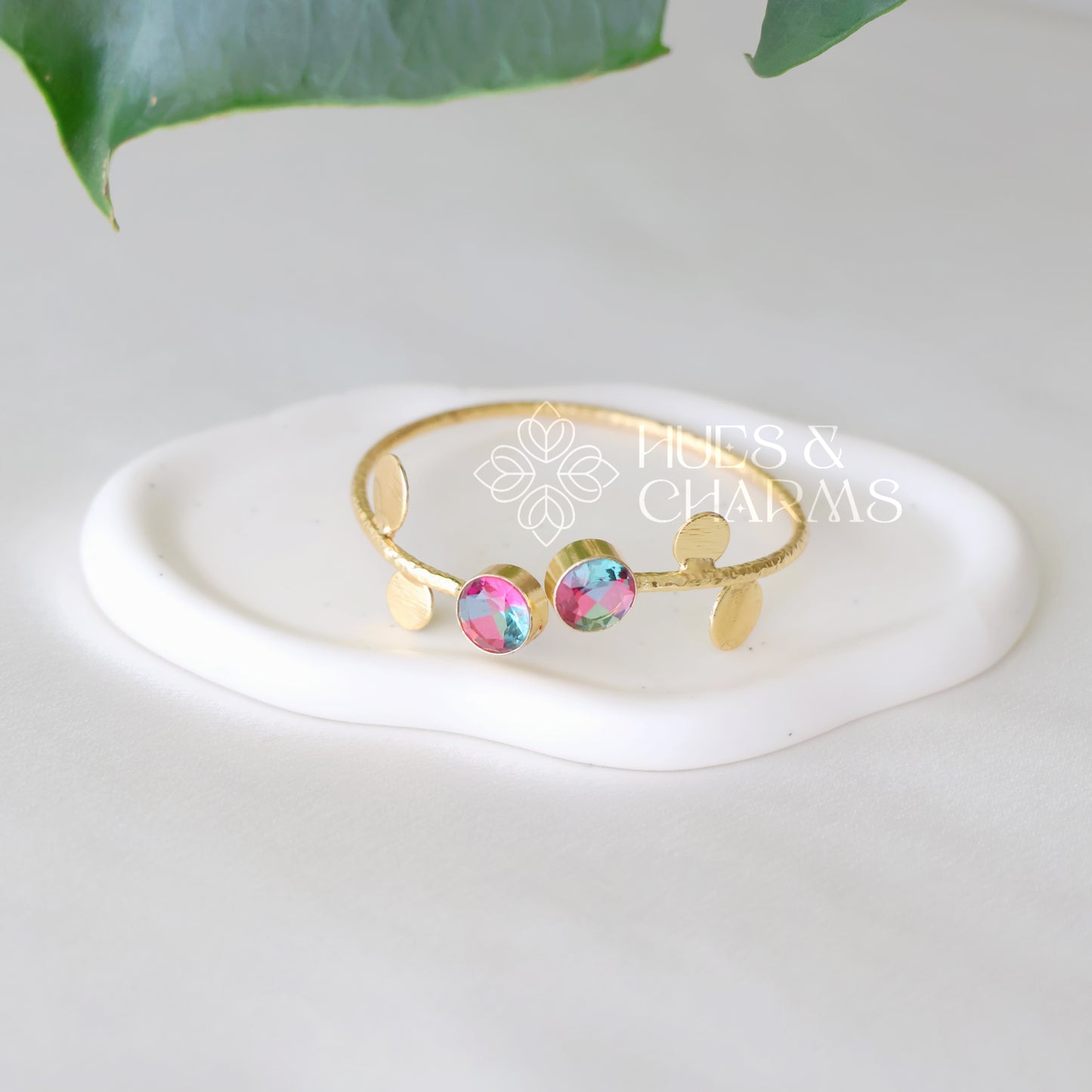 TEXTURED 2 STONE ADJUSTABLE GLOSSY BANGLE (COLOURS AVAILABLE)