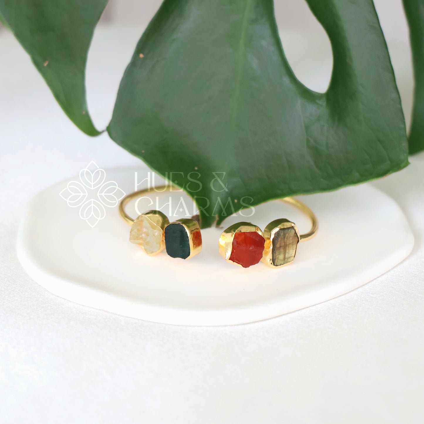 GOLDEN 4 RAW STONE STATEMENT BANGLE (COLOURS AVAILABLE)
