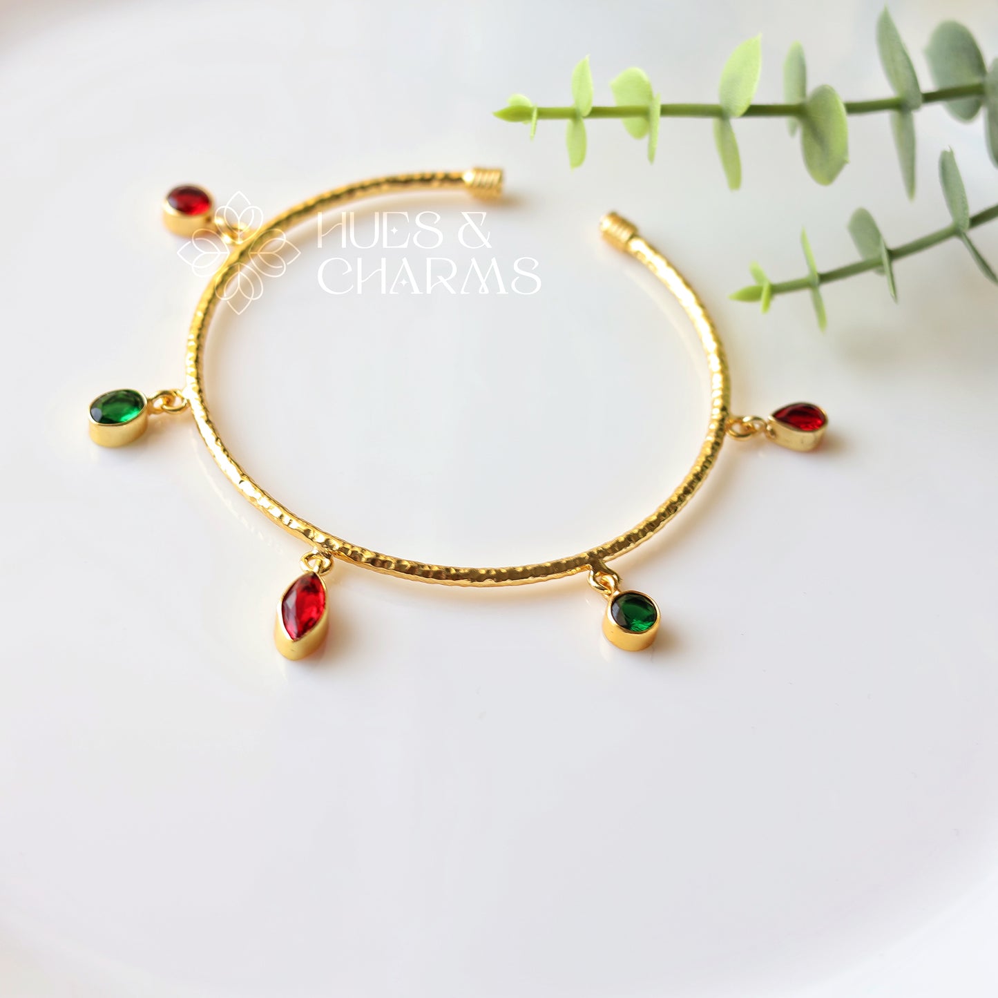 5 GLOSSY DROP TEXTURED BANGLE