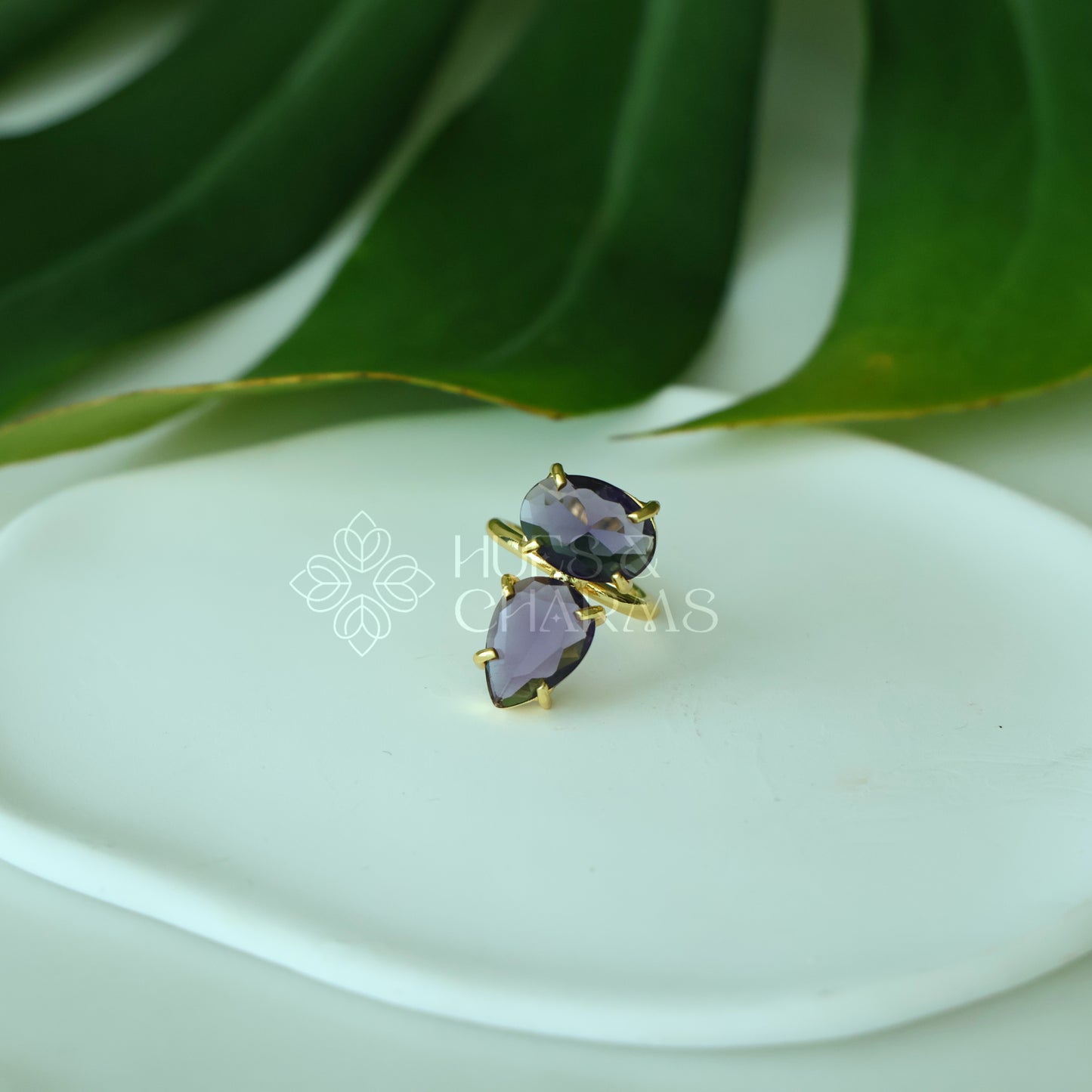 GLOSSY OVAL & TEARDROP ADJUSTABLE RING (COLOURS AVAILABLE)