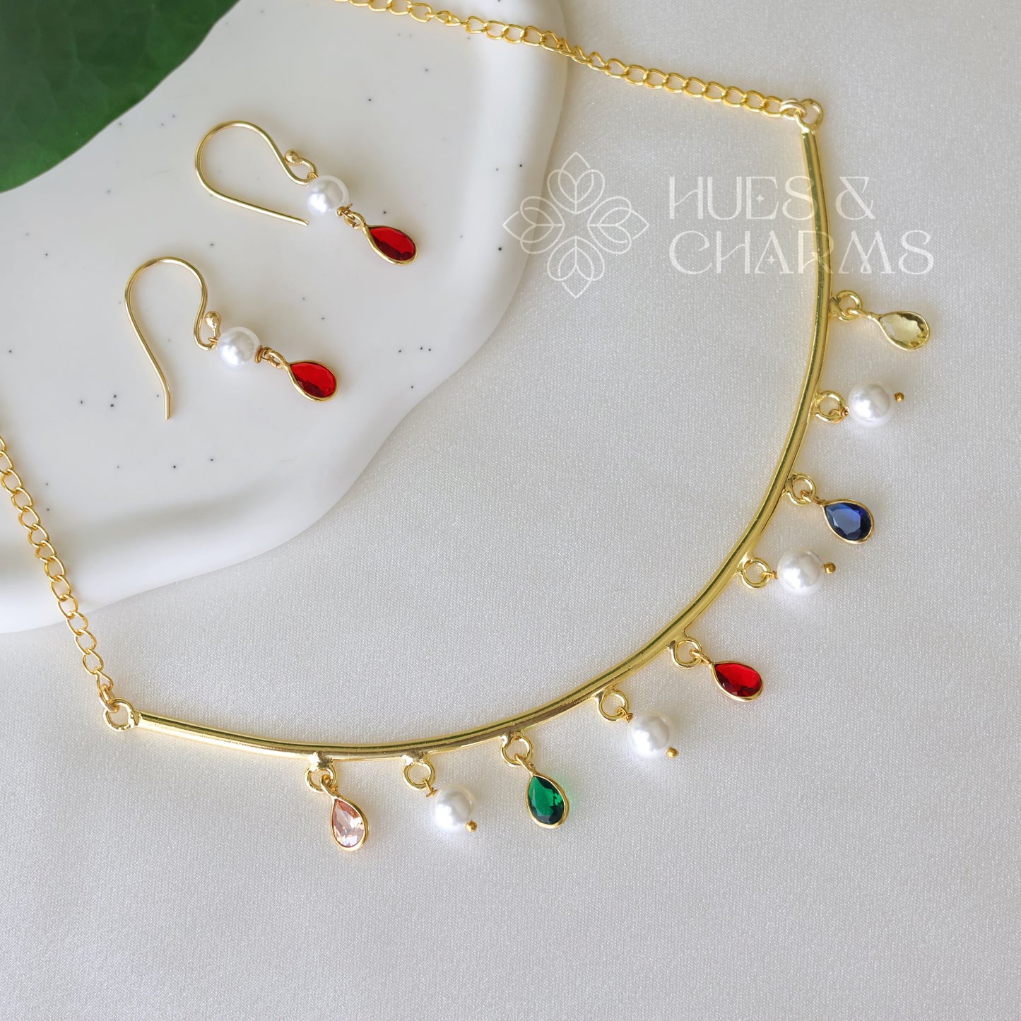 MULTICOLOR HASLI NECKLACE SET