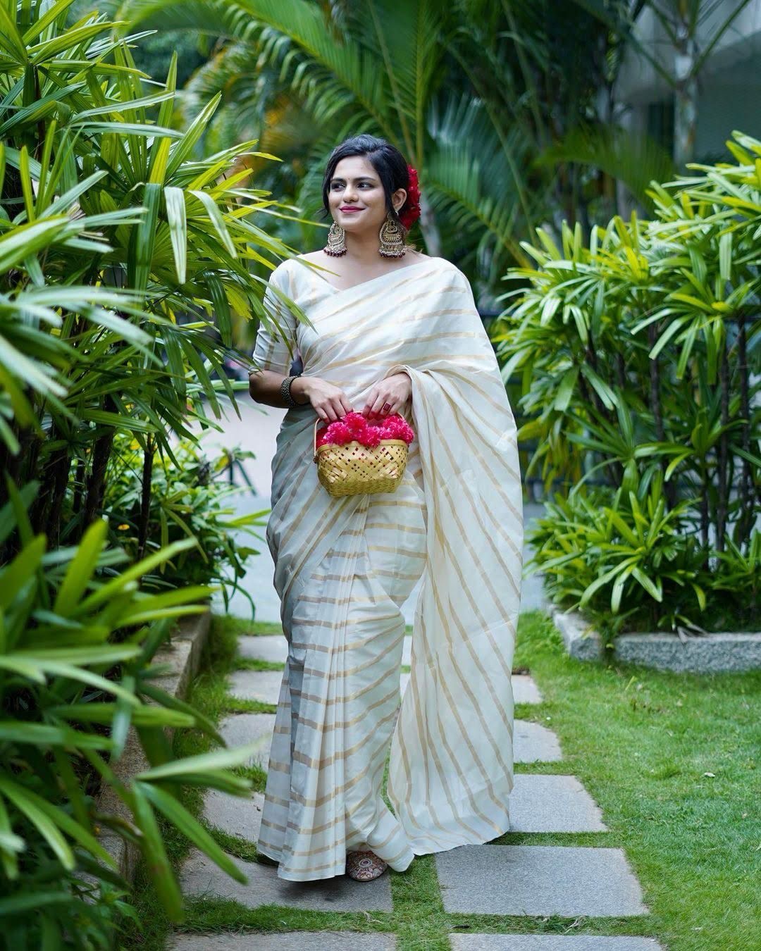 KERALA KASAVU STRIPES SAREE