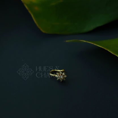 GOLDEN FLORAL AD STONES NOSE PIN