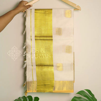 KERALA SIGNATURE KASAVU HANDLOOM THAMARA SAREE