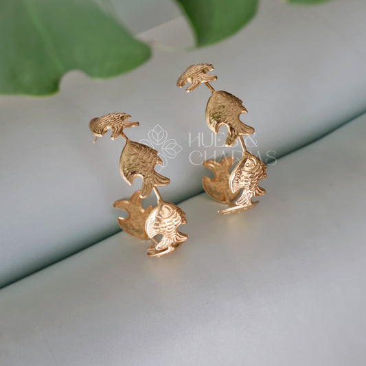 GOLDEN STATEMENT PISCES CHARM HOOP EARRINGS