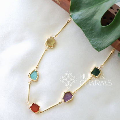 5 RAW STONE MINIMAL NECKPIECE