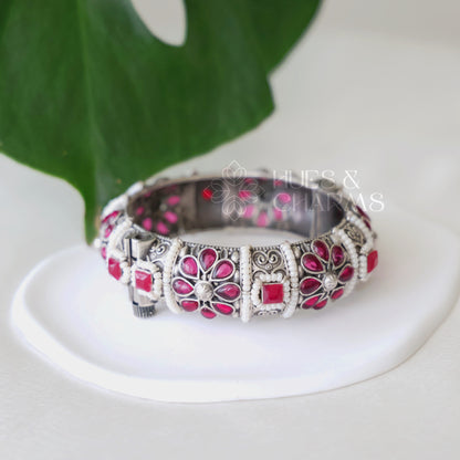 OXIDIZED FLORA SCREW KADA BANGLES(Colours available)