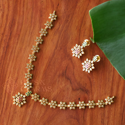 GOLDEN AD FLORAL SHORT NECKLACE SET