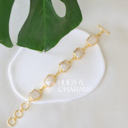GOLDEN PEARL BRACELET