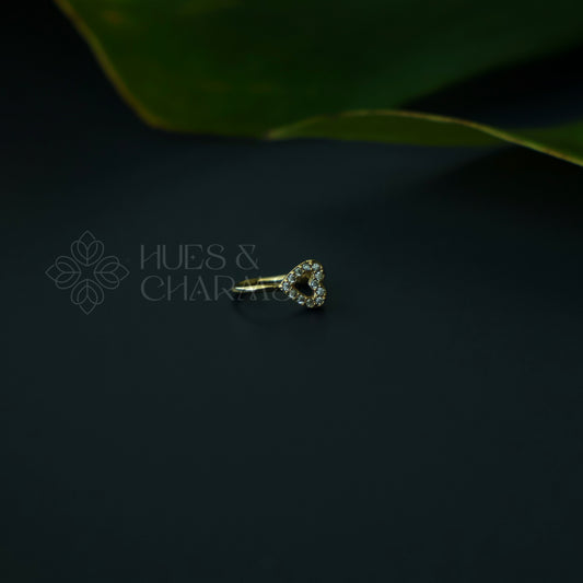 GOLDEN HEART AD STONES NOSE PIN