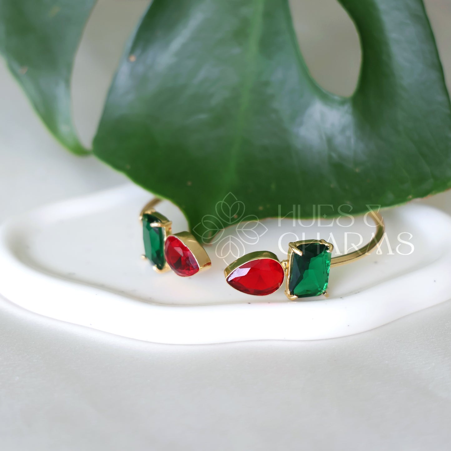 GOLDEN GLOSSY HARMONY BANGLE (COLOURS AVAILABLE)