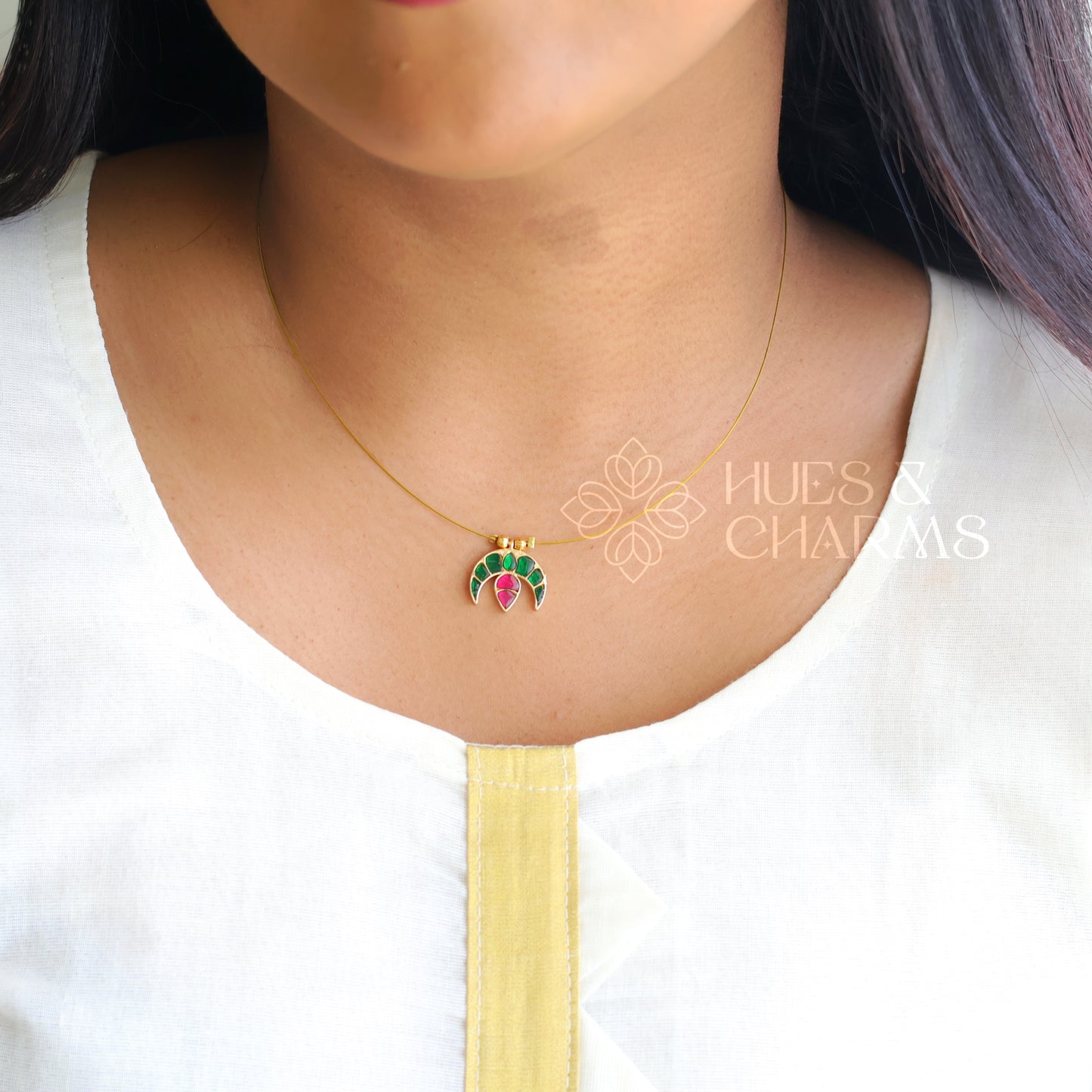 DIYA FLOATING NECKPIECE