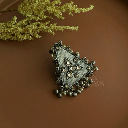KASHVI OXIDIZED STATEMENT RING
