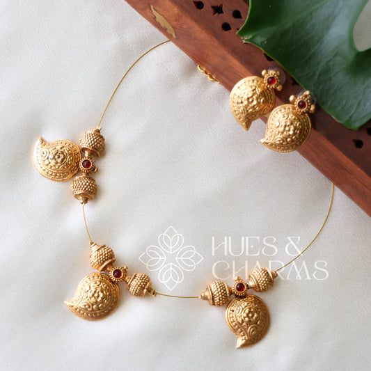 STATEMENT 3 MANGO FLOATING NECKLACE SET