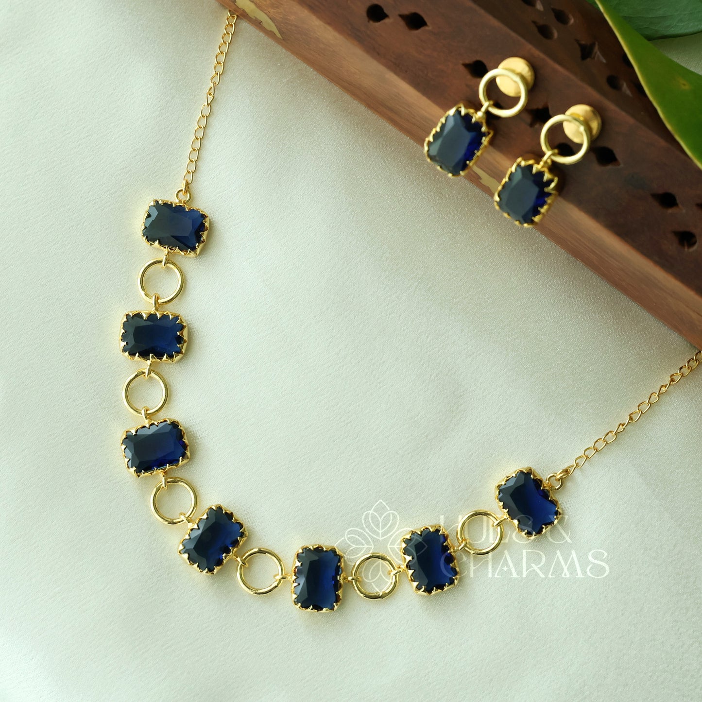 GLOSSY RECTANGLE LUMINA NECKLACE SET (COLOURS AVAILABLE)