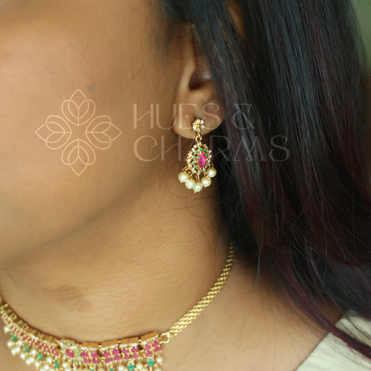 GOLDEN RATNALEKHA CHOKER SET