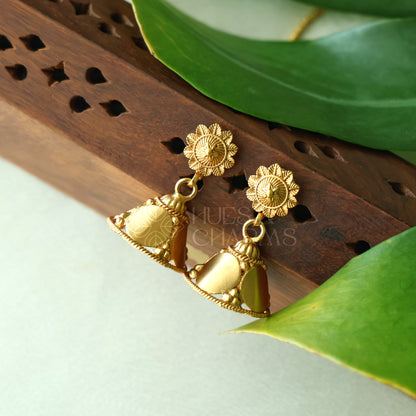 GOLDEN LAKSHMI COIN AND MANGO MOTIF HARAM SET (Copy)