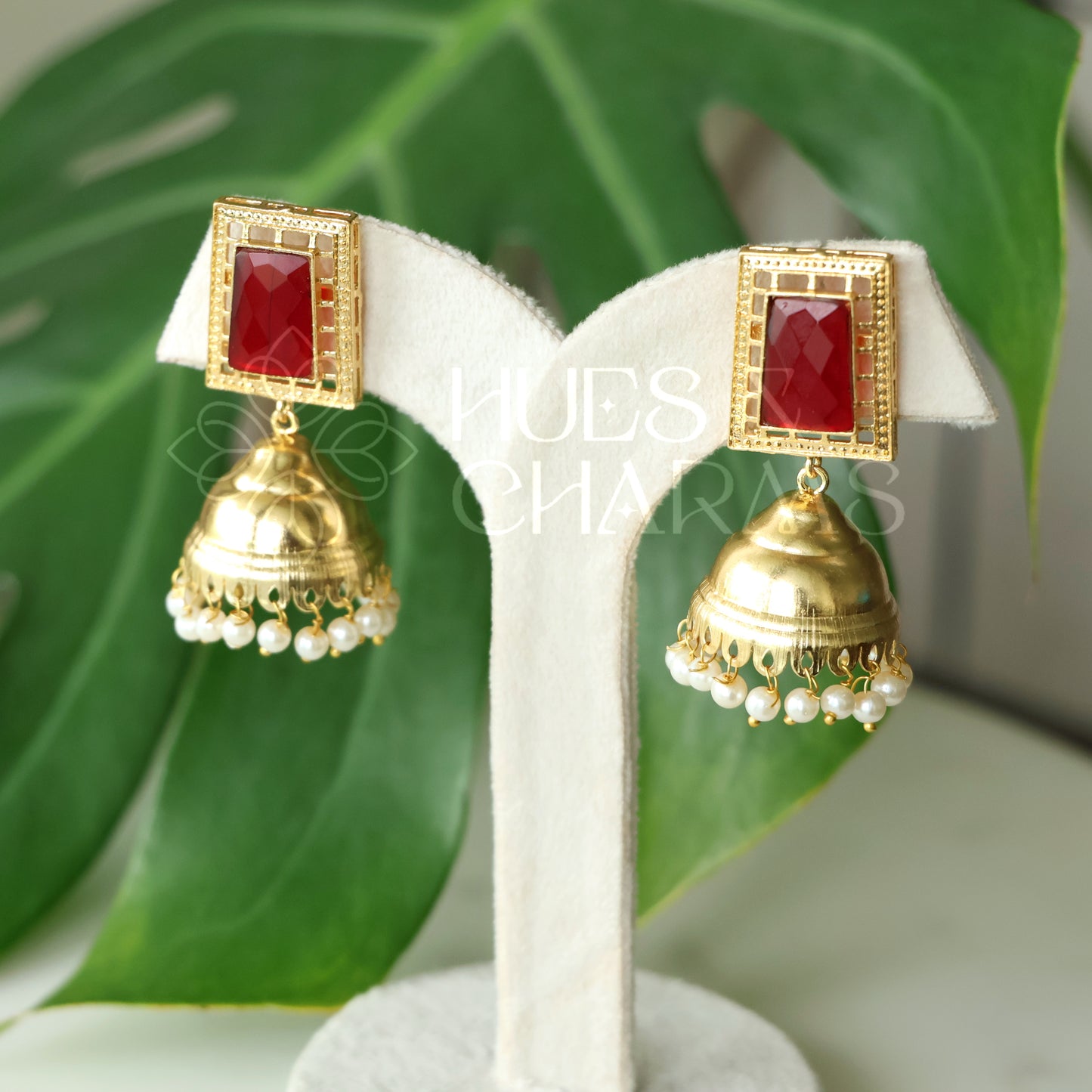 GOLDEN SAANVI JHUMKA WITH PEARLS (Colours available)