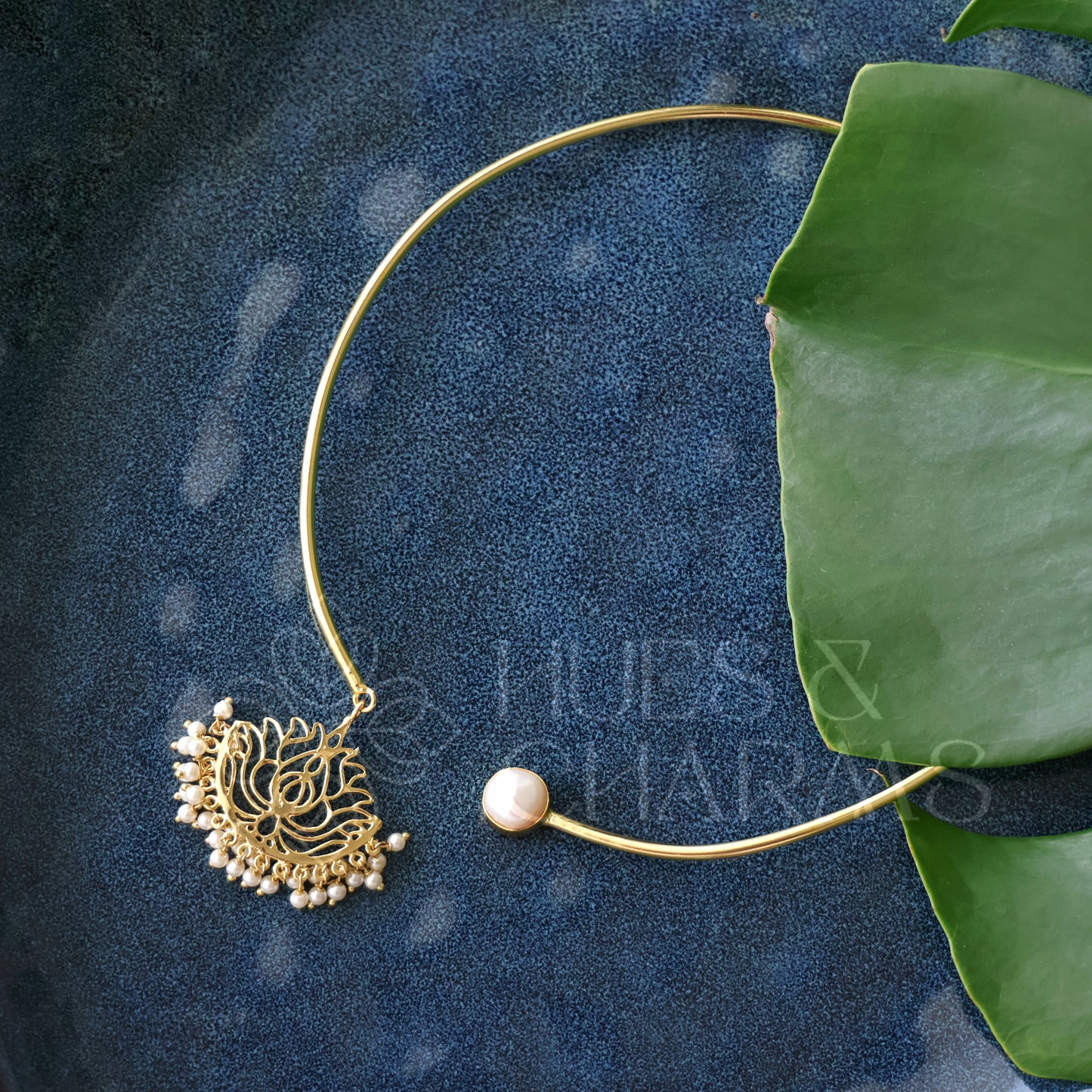 GOLDEN LOTUS PEARL NECKCUFF