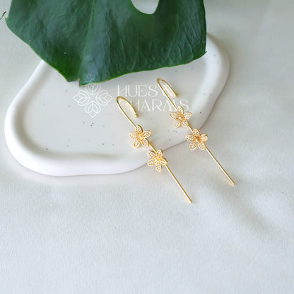 GOLDEN TWIN FLOWER EAR CUFF