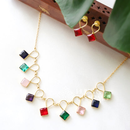MULTICOLOR GLOSSY DROP NECKLACE SET