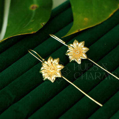 GOLDEN DAHLIA FLOREA EAR CUFF