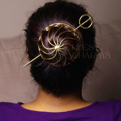 GOLDEN TWIRLING BLOOM HAIR BUN CAGE