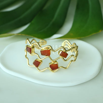 GOLDEN  RAW STONE ZIG ZAG ADJUSTABLE CUFF BANGLE(COLOURS AVAILABLE)