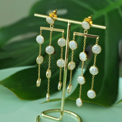 GOLDEN LUMINA 3 LAYER PEARL DROPS STATEMENT EARRINGS