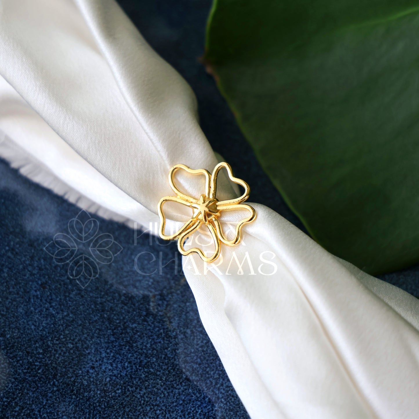 GOLDEN MEDOW PETALS ADJUSTABLE RING