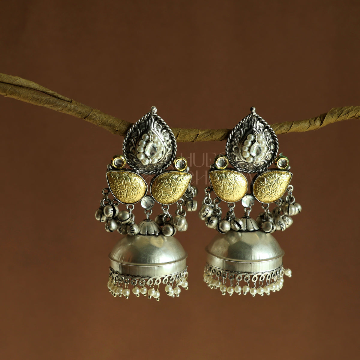 NISHKA DUAL TONE GHUNGROO JHUMKA